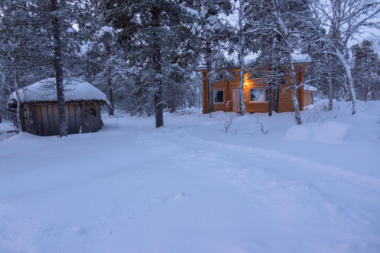 Hirsi - The White Blue Wilderness Lodge Kaamanen Extérieur photo